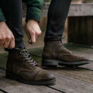 captain | dark olive suede